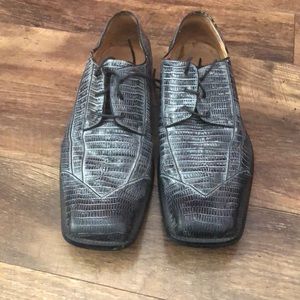 Gray and black shoes